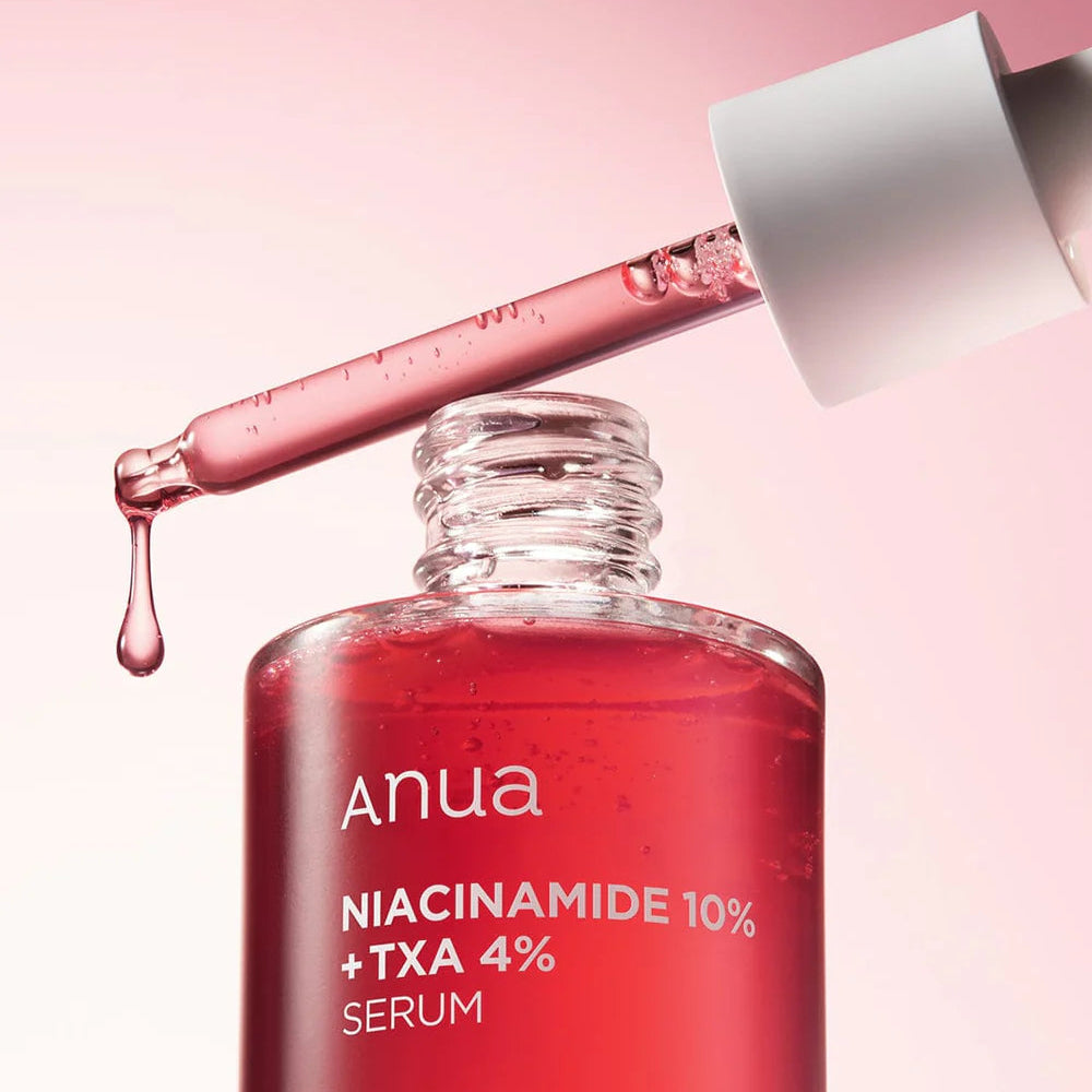 Anua Niacinamide 10% + TXA 4% Dark Spot Correcting Serum – a brightening serum with 10% niacinamide and 4% tranexamic acid, designed to fade dark spots, even skin tone, and enhance radiance.